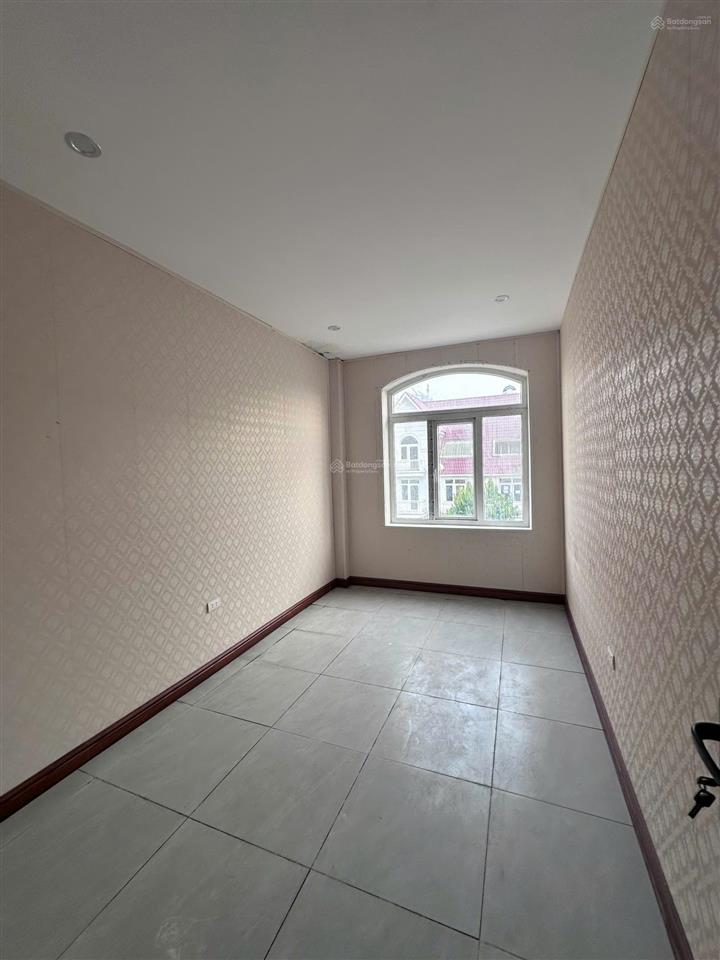 Chỉ 20 triệu/tháng  thuê được ngay nhà nguyên căn khu a geleximco đã hoàn thiện