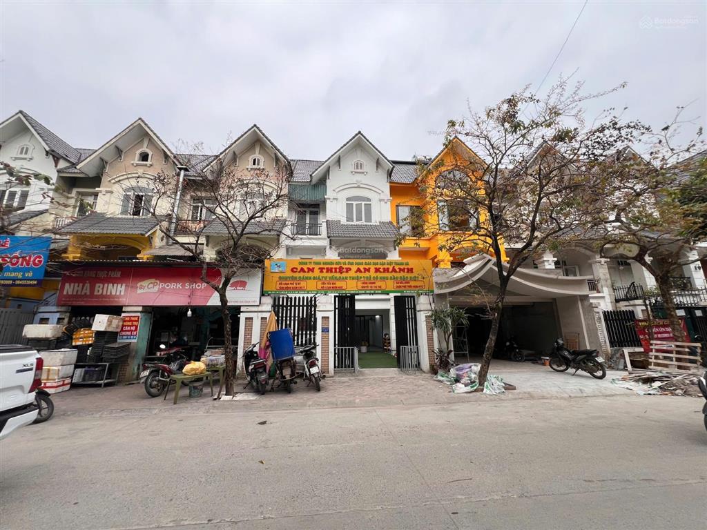 Cho thuê nhà giá rẻ khu a geleximco ngay chân toà chung cư gemek 2  vị trí kinh doanh tiềm năng