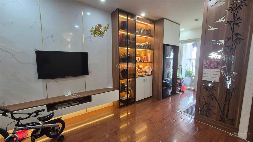 Cho thuê căn hộ toà gemek 1 full nội thất giá tốt
