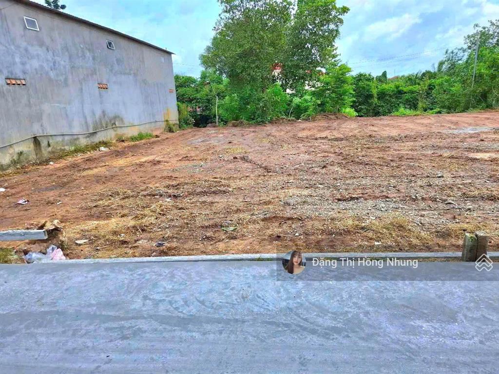 560 triệu, đất full thổ đường thông ấp 5 bàu đồn, đường bê tông cách đt 782 chỉ 200m