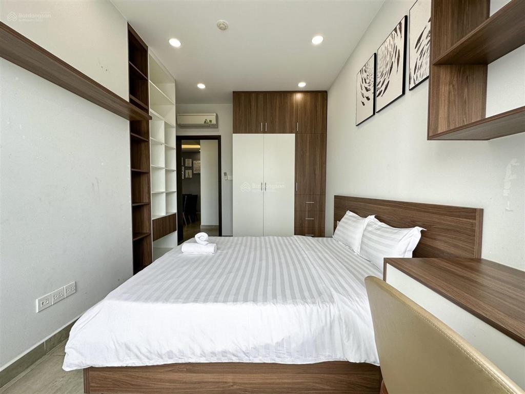 Cho thuê gấp cc sunrise city, 76m2, 17 triệu, 2pn, 2wc, đầy đủ nội thất, q7, tp.hcm