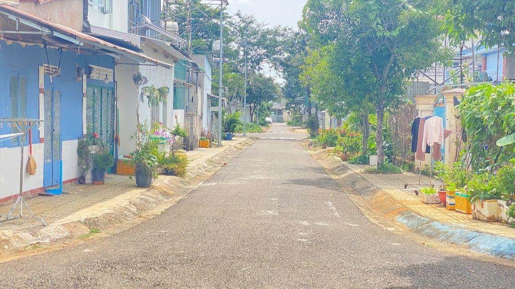 Đất 2 mặt tiền góc - lô 90, trung tâm đức trọng, lâm đồng