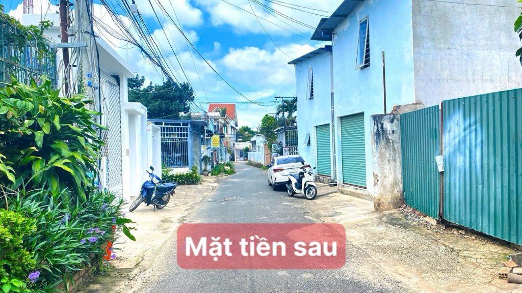 Đất 2 mặt tiền nguyễn thị minh khai lô 90, trung tâm đức trọng