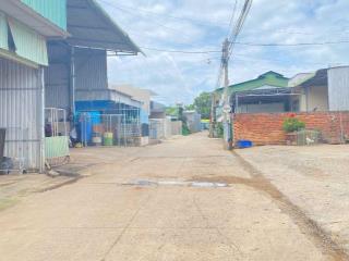 Bán nhà và xưởng hẻm ql20 - hiệp thạnh - gần ngã 3 bồng lai / lâm đồng