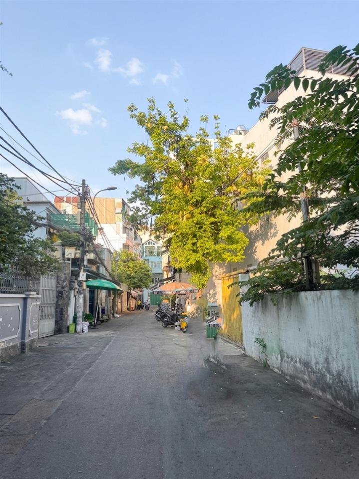 [H2584*] ĐẤT VÀNG NƠ TRANG LONG HXH NÉ NHAU XÂY 7 TẦNG - 9.X TỶ