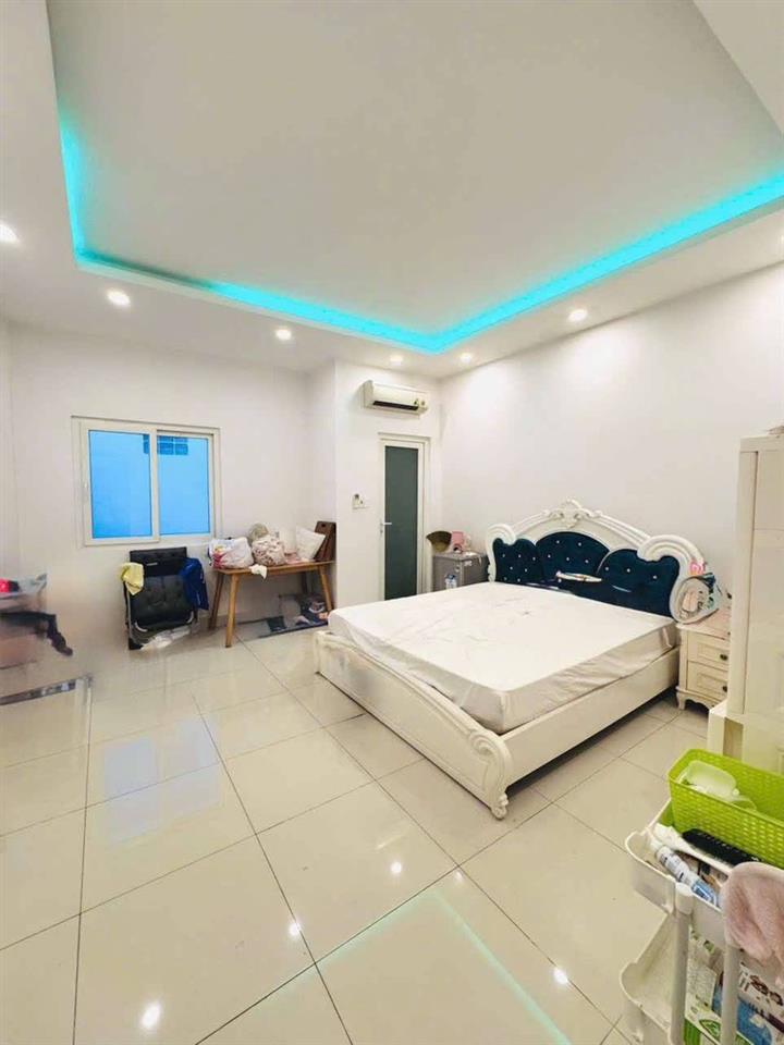 [H2620*] Nhà đẹp ô tô ngủ trong nhà sát Phạm Văn Đồng giá sập hầm 12.x tỷ