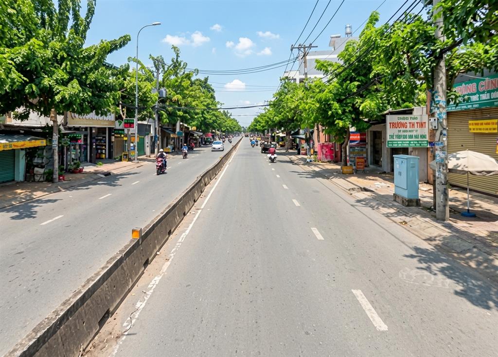 [H2638*] Nhà Mặt Tiền Có Dòng Tiền 42Tr/Tháng Sát Chợ Đầu Mối – Giá 29.x Tỷ