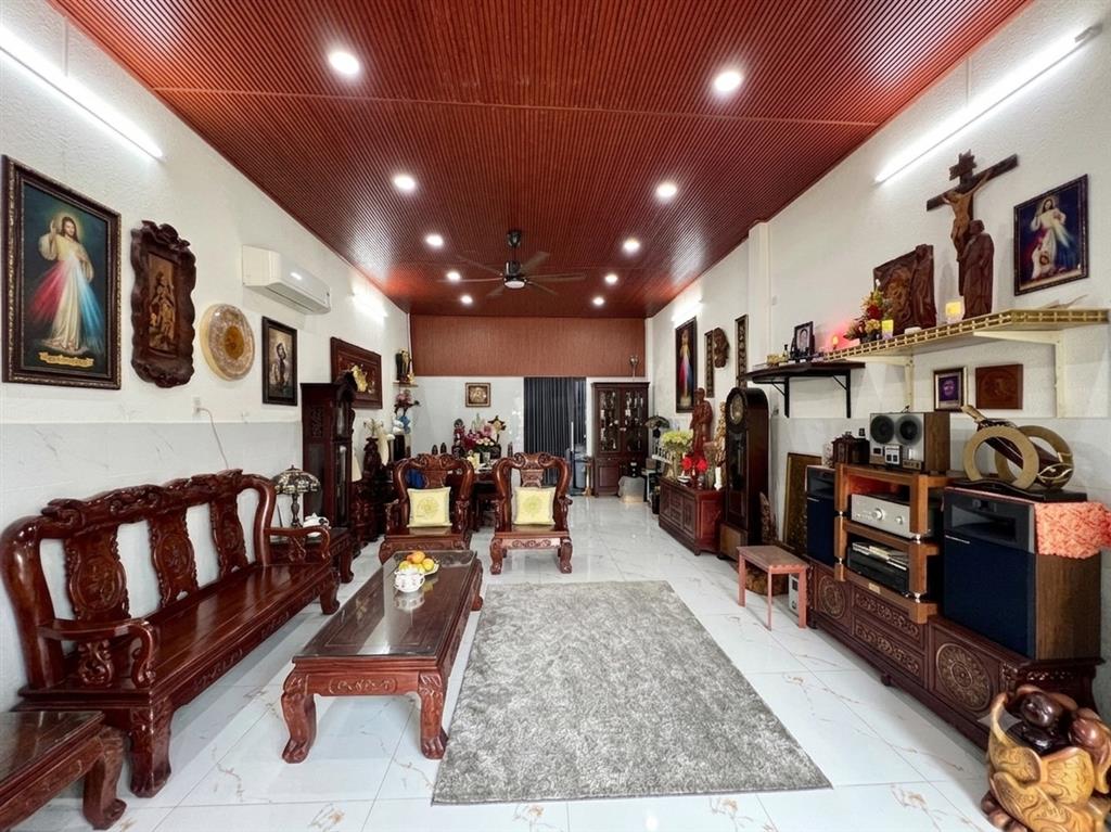 [H2662*] Kho xưởng 871m2 vuông vắn sát Chợ Gấu, giá chỉ 31.x tỷ cực hiếm!