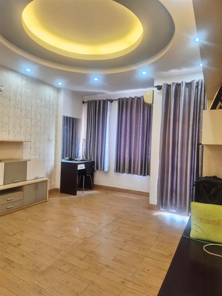 H2792* Mặt tiền 4T sát Chợ Hạnh Thông Tây, 10.x Tỷ