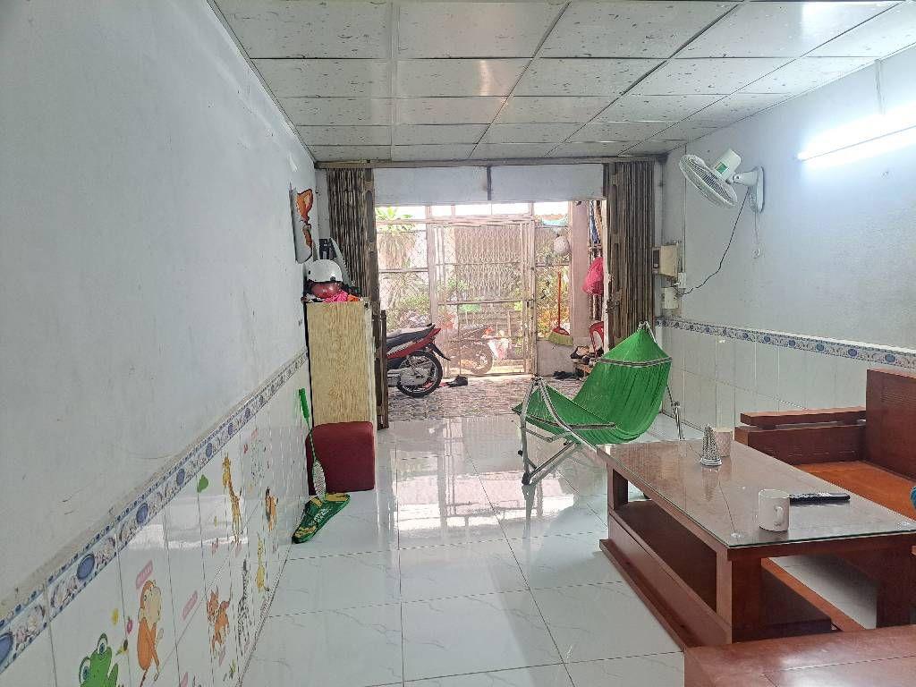 [H2891*] Nhà 2 tầng nở bụng 8m cạnh Chợ Hóc Môn – Giá 2.x tỷ