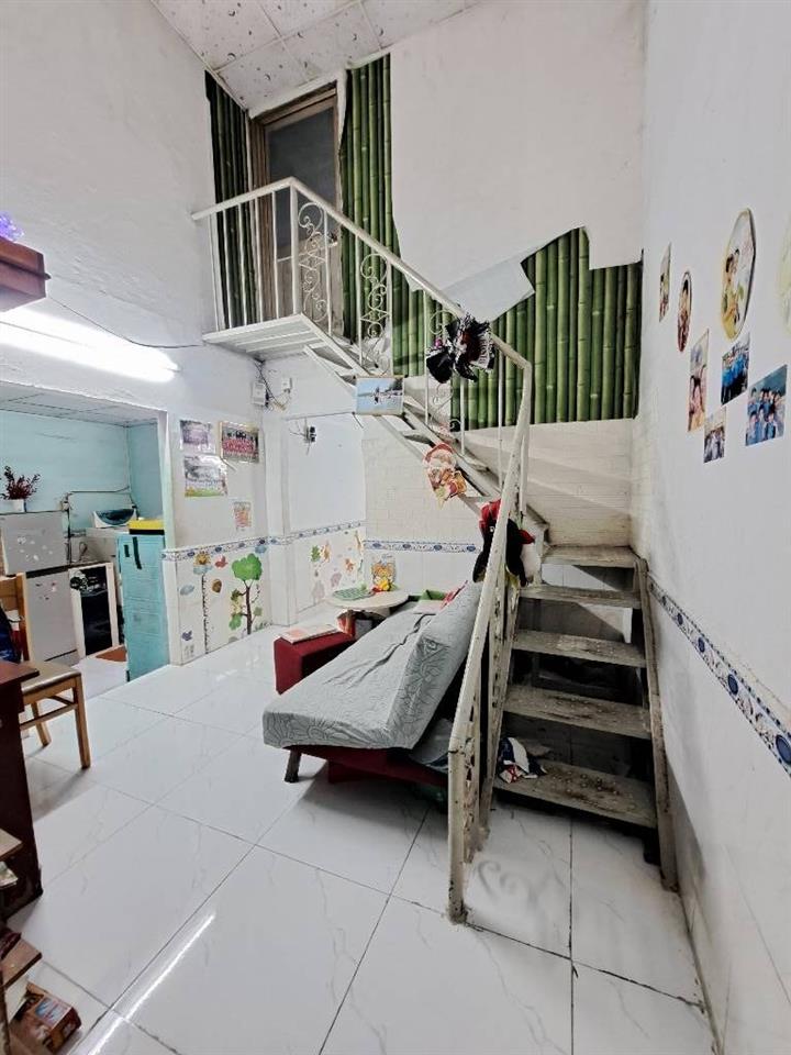 [H2891*] Nhà 2 tầng nở bụng 8m cạnh Chợ Hóc Môn – Giá 2.x tỷ