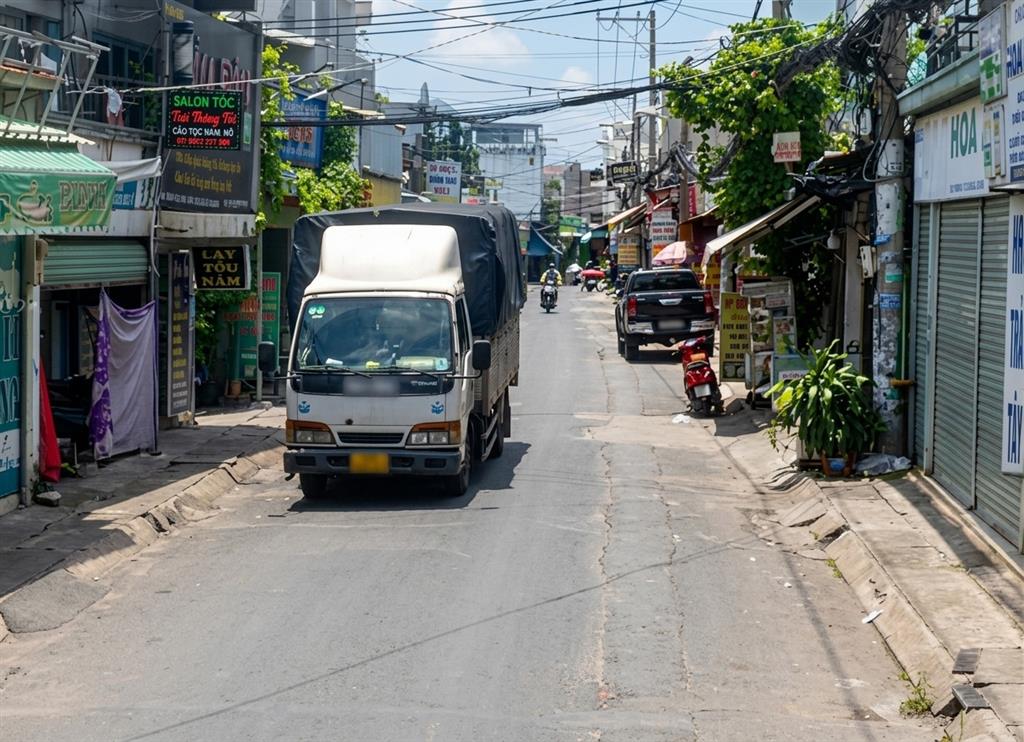 [H2897*] Bán nhà MT K.Doanh sát Cầu Vượt Linh Xuân, 8.x tỷ