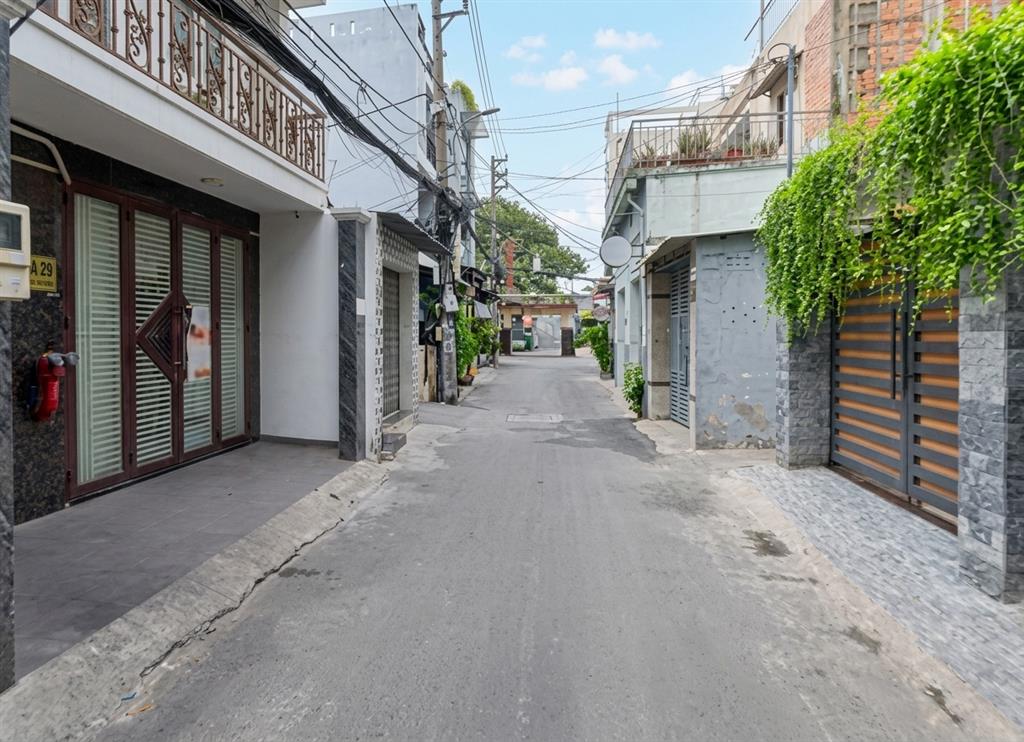 [H2962*] ĐẤT VUÔNG VẮN 259m2 gần CHỢ XÓM MỚI 50m RA LÊ ĐỨC THỌ - 2x TỶ
