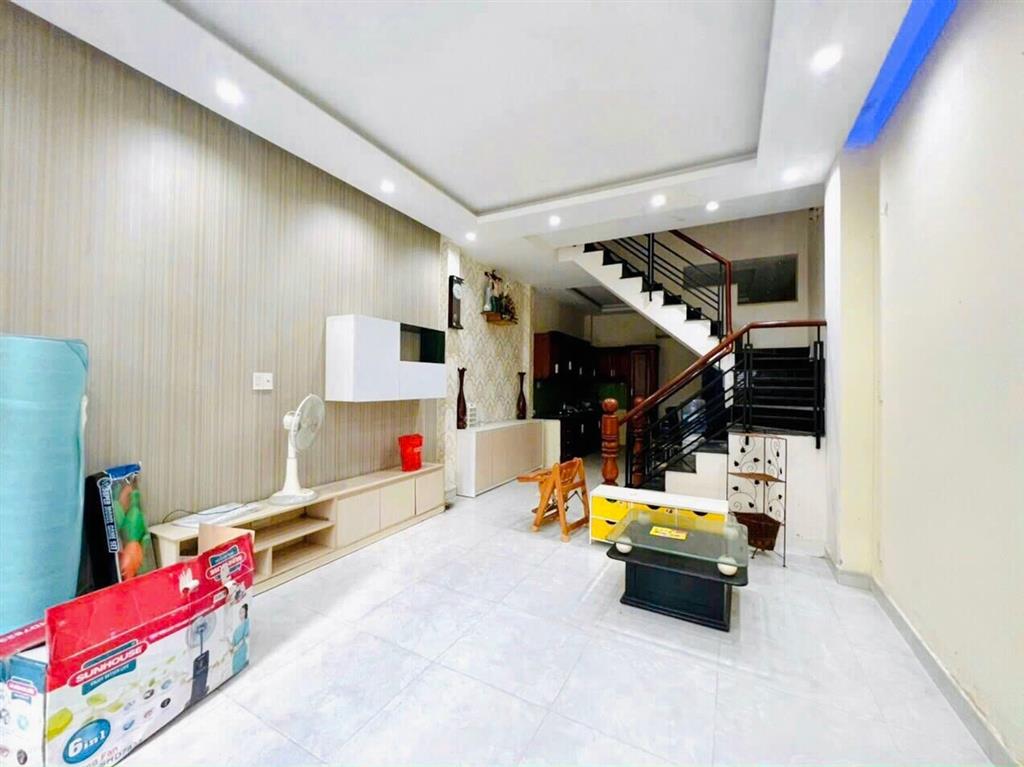 [H3004] Nhà Đẹp Vuông Vắn Giá Cực Tốt cạnh Emart Phan Huy Ích, Gò Vấp - 5.x tỷ