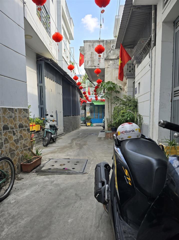 H3187 💥💥 Cực Hot Nhà Vuông A4 1/ Nguyễn Công Hoan SHR Chỉ 8.x Tỷ (x nhỏ)