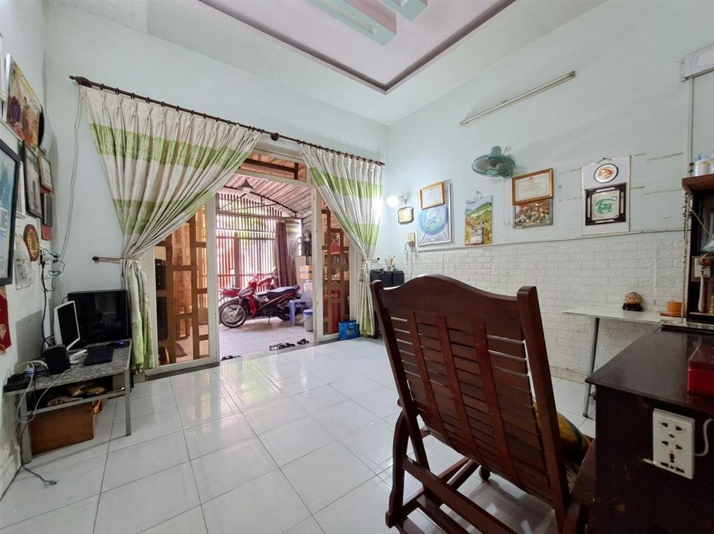 [K2496] Khai thác ngay 10tr/tháng nhà 1/ Đường 52 sát cầu Gò Dưa, 10.x tỷ