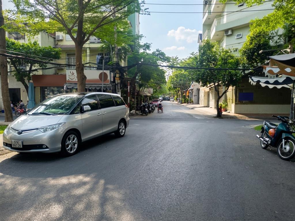 [K2604*] Biệt thự căn góc 3 mặt tiền sát chợ An Nhơn, Gò Vấp. Giá 32.x tỷ 💎