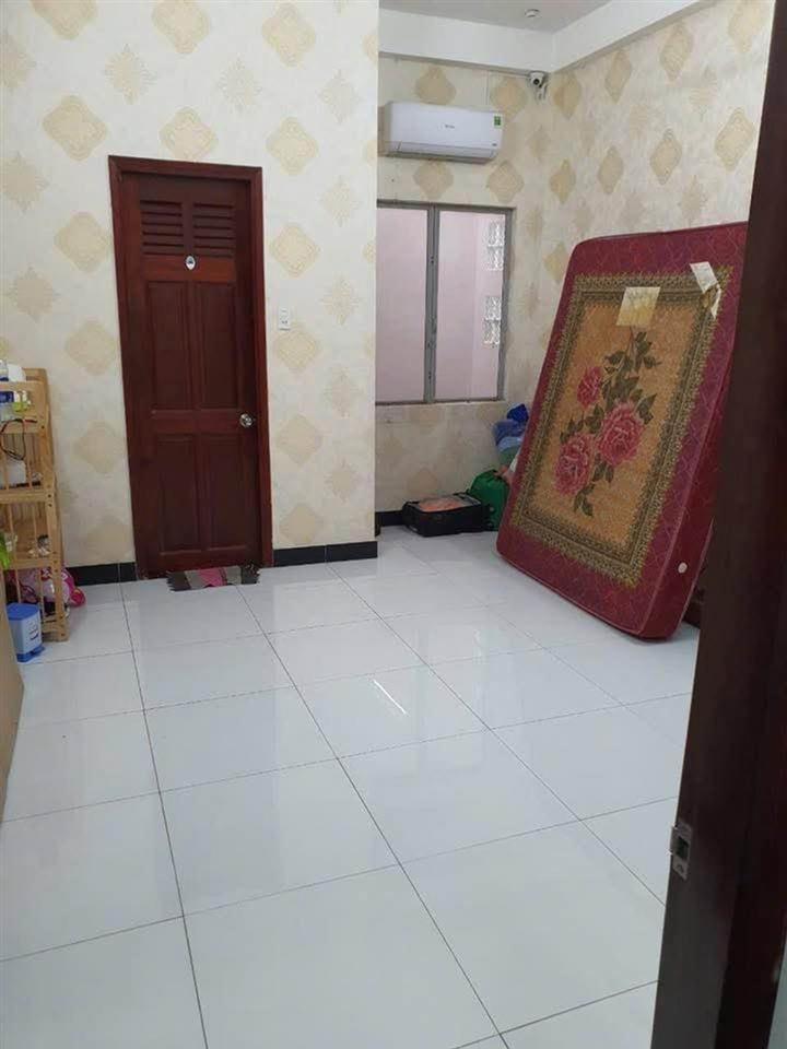 [K2610*] Ô Tô Ngủ Trong Nhà Sát Cầu Băng Ky Phan Văn Trị, 12.x Tỷ