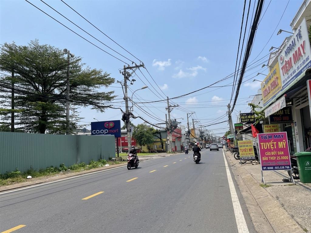 [K2646*] Đất 3860m2 full thổ cư MT Đỗ Văn Dậy sát chợ Hóc Môn, giá 13x tỷ