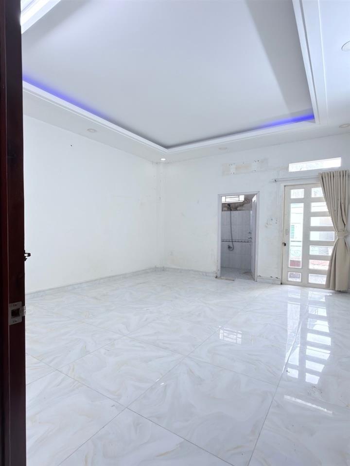 [K2923] Nhà 2T Lê Đức Thọ - Hẻm xe tải Né sát Chợ Xóm Mới 8.x Tỷ