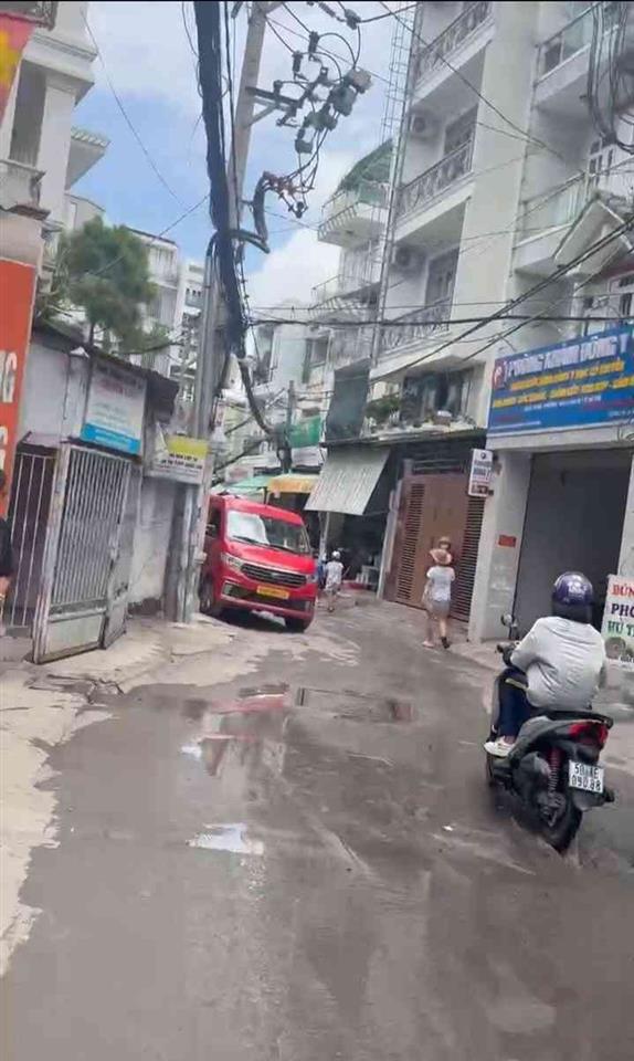 K3018  Nhà Hẻm xe hơi thông 1/ Phạm Văn Chiêu sát Emart, 6.x tỷ