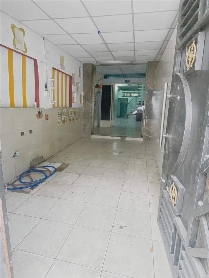 [T2363*] Mặt tiền Trần Bá Giao giá ngộp, vị trí vàng!