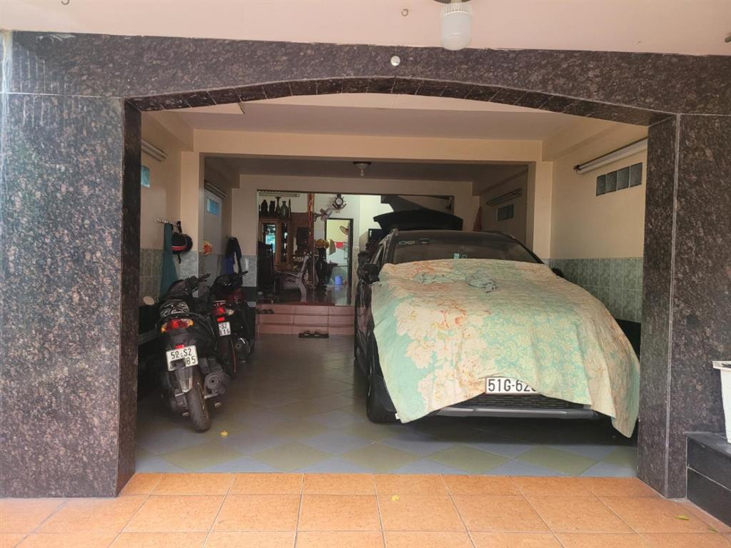 [T2621] Nhà 4 tầng nở hậu khủng sát ĐH Văn Lang giá tốt 21.x tỷ