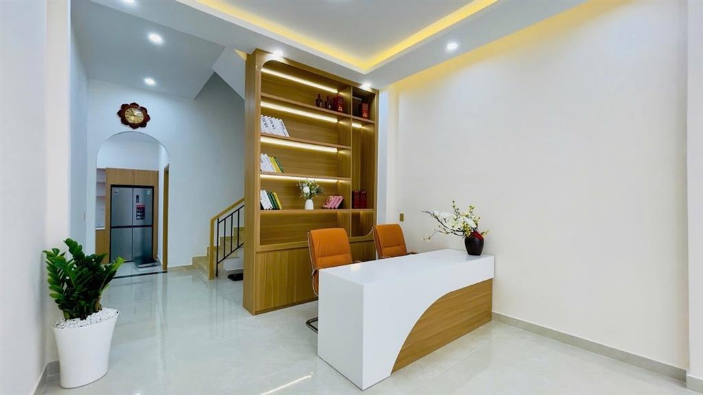 T3017* Nhà M.Tiền N.Hậu K.Doanh gần Bùi Quang Là, 8.x tỷ