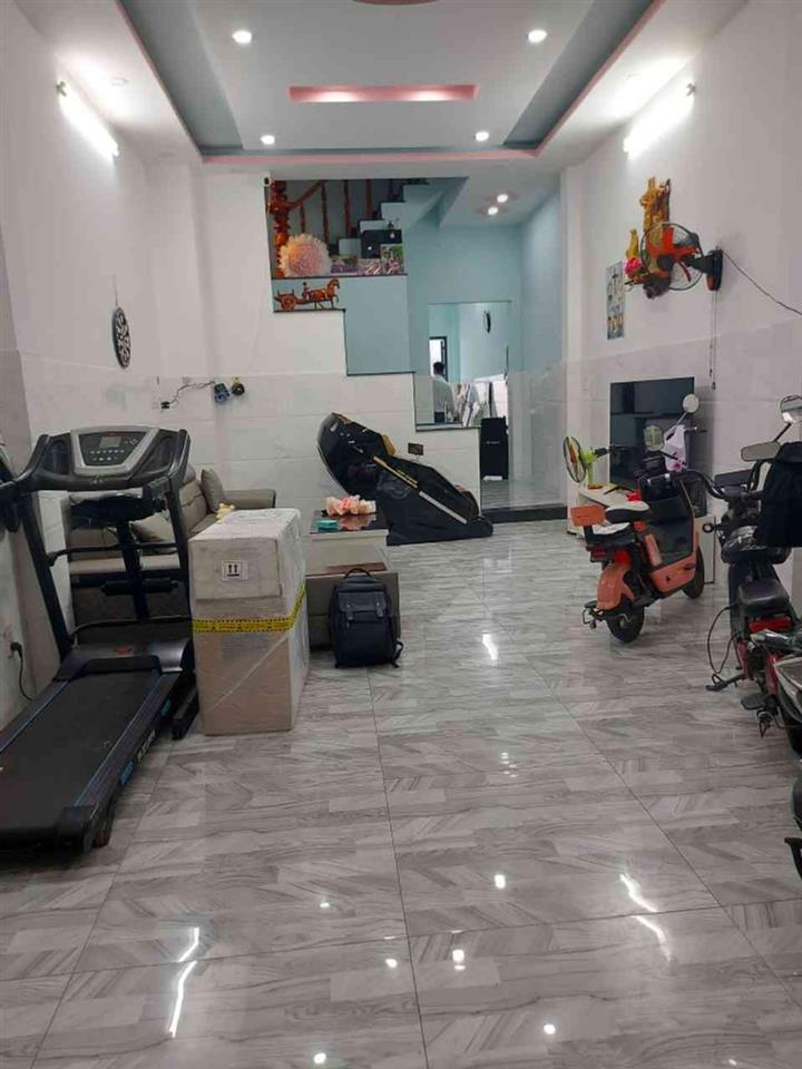 [T3041] Nhà 4 tầng vuông A4 sát Sân Golf Tân Sơn Nhất - Giá 7.x Tỷ