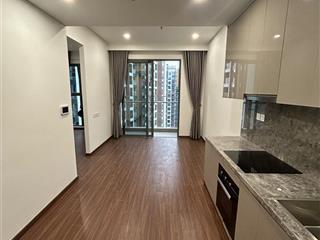 Cho thuê căn góc tòa h1 tầng 23 masterise view hồ ngọc trai, 2n+1+2wc, nội thất cơ bản