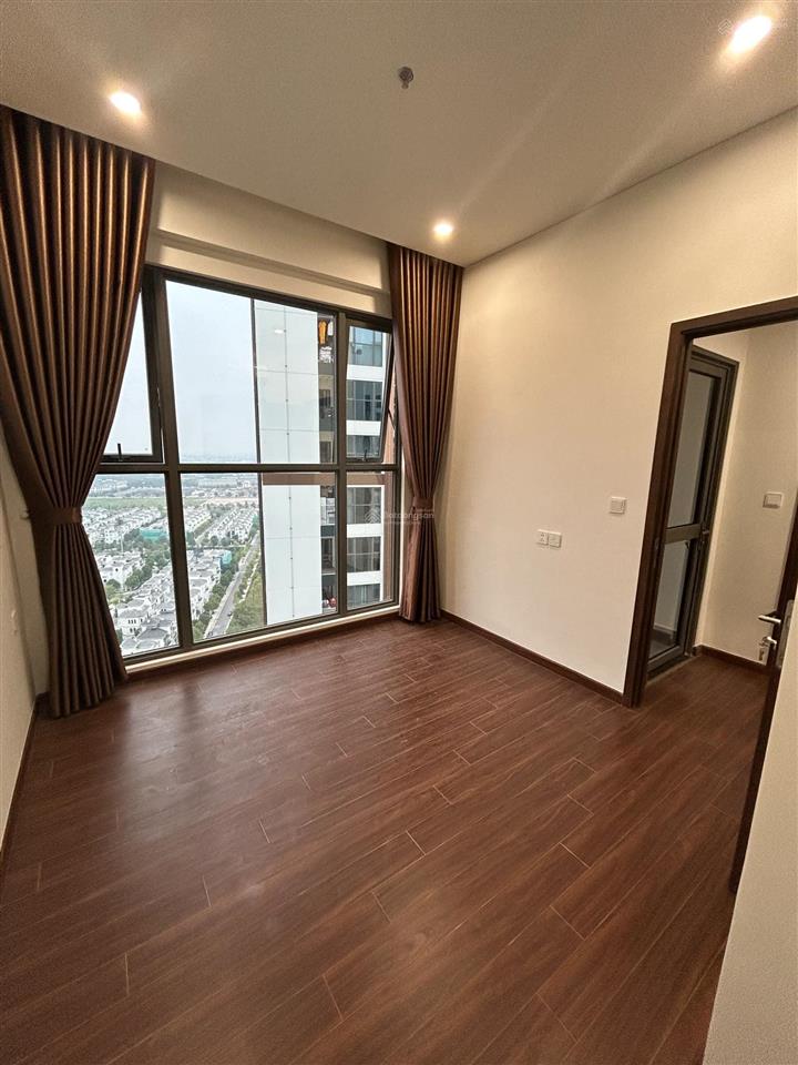 Cho thuê căn góc tòa h1 tầng 23 masterise view hồ ngọc trai, 2n+1+2wc, nội thất cơ bản