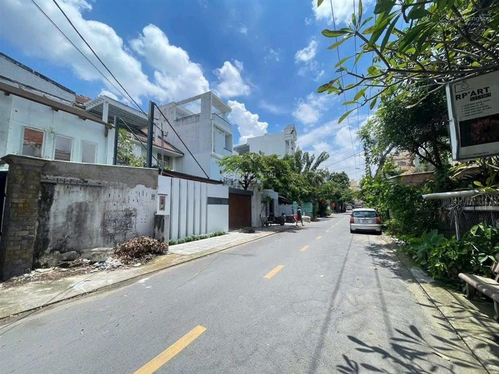 Bán lô đất dt 4x18m  mặt tiền đường ht26,q12. giá  5,75 tỷ