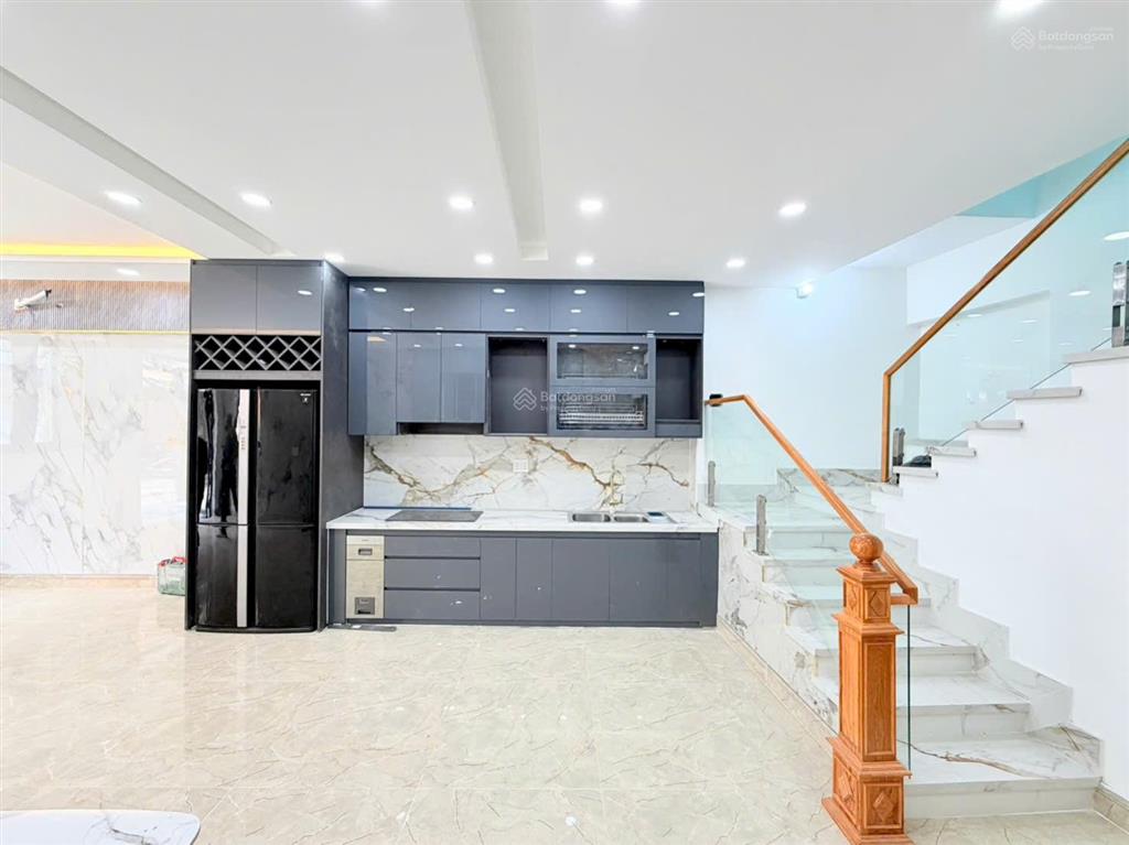 Bán nhà dt 5x13m  hẻm ô tô thông gần ngã tư an sương,q12. giá  5,2 tỷ