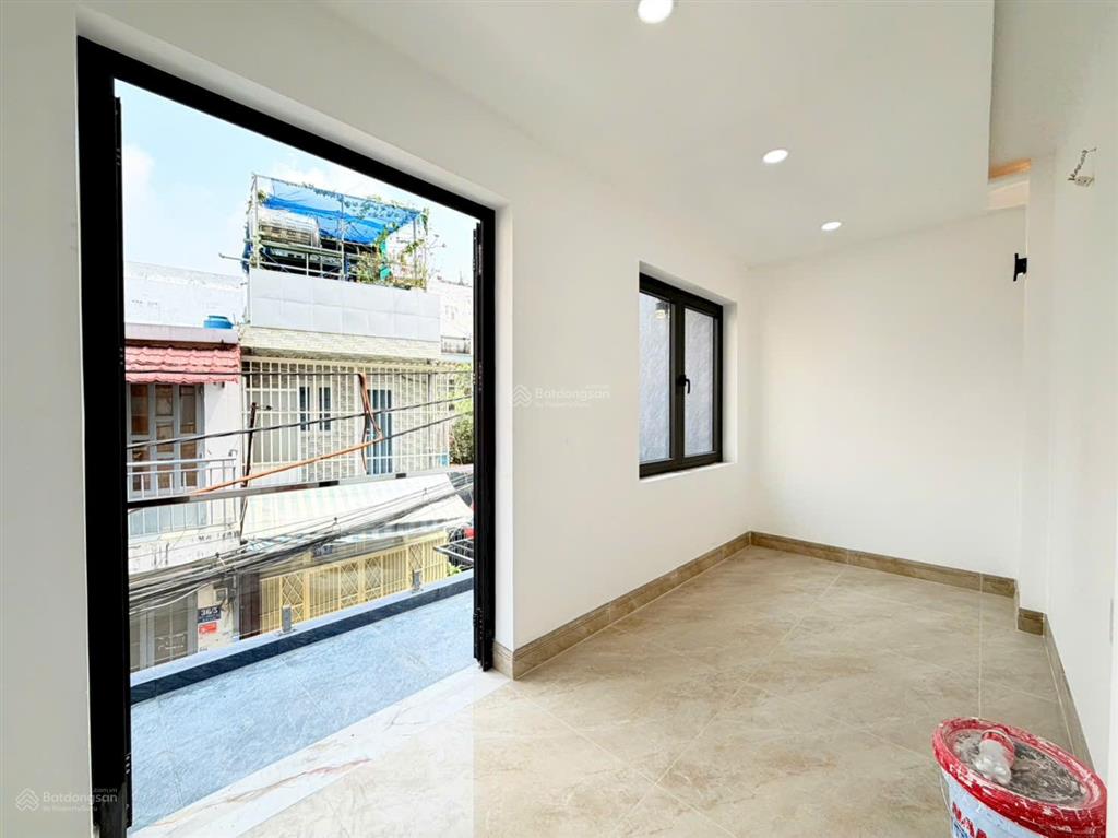 Bán nhà dt 5x13m  hẻm ô tô thông gần ngã tư an sương,q12. giá  5,2 tỷ