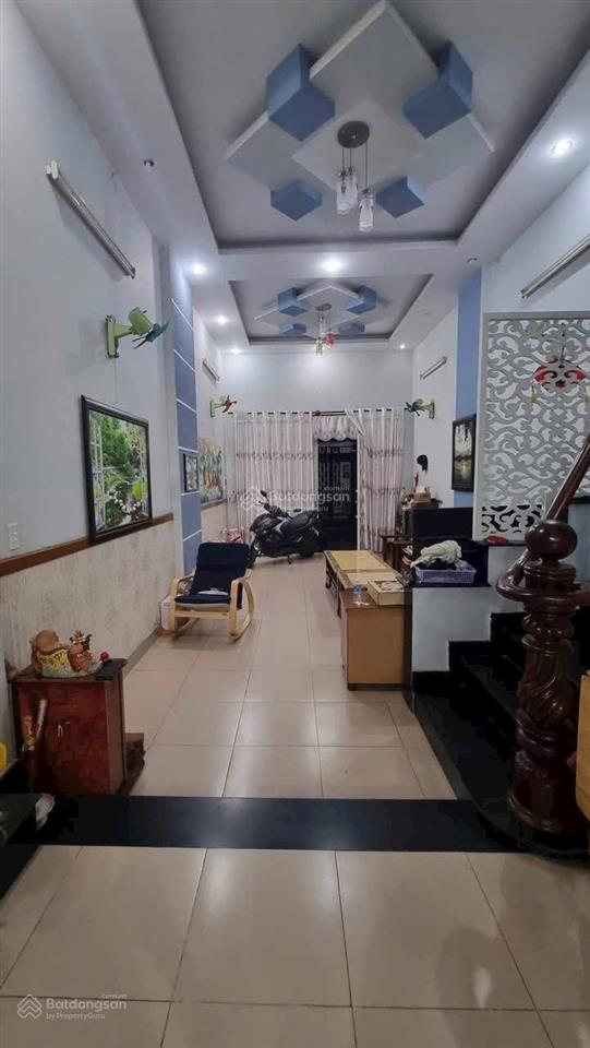 Bán nhà dt 4x25m  3 tầng  ô tô ngủ trong nhà  thới an, q12, giá 5,95 tỷ