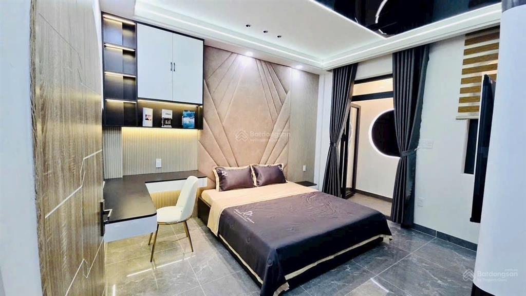 Bán nhà 4 lầu  đường ô tô  tô ngọc vân q12. giá  7,45 tỷ