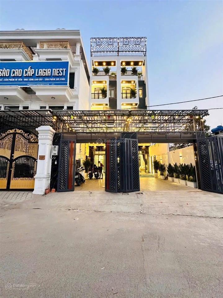 Bán nhà mặt tiền dt 4x28m  4 lầu,5p  hà huy giáp  thới an. giá  9,2 tỷ