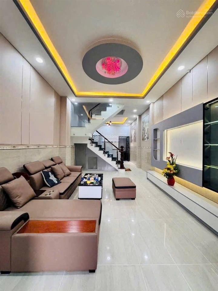 Bán nhà 3 lầu,4p  hẻm ô tô 1/ thạnh xuân 22. giá 5,53 tỷ