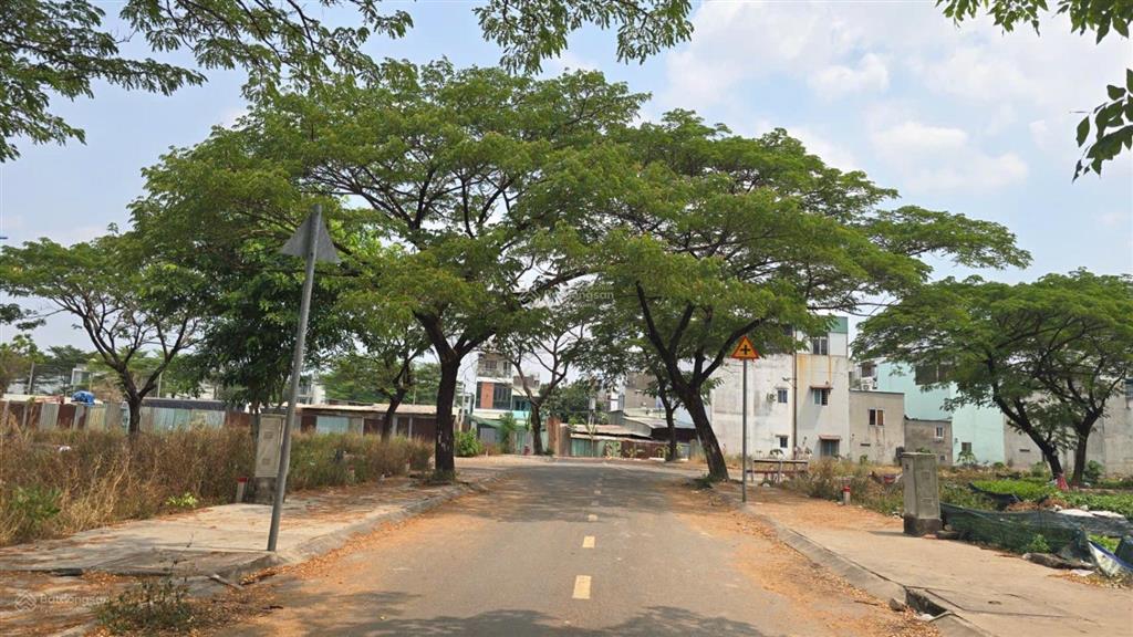 Bán lô đất dt 5x16m  khu đồng bộ lê thị riêng, thới an. giá  4,8 tỷ