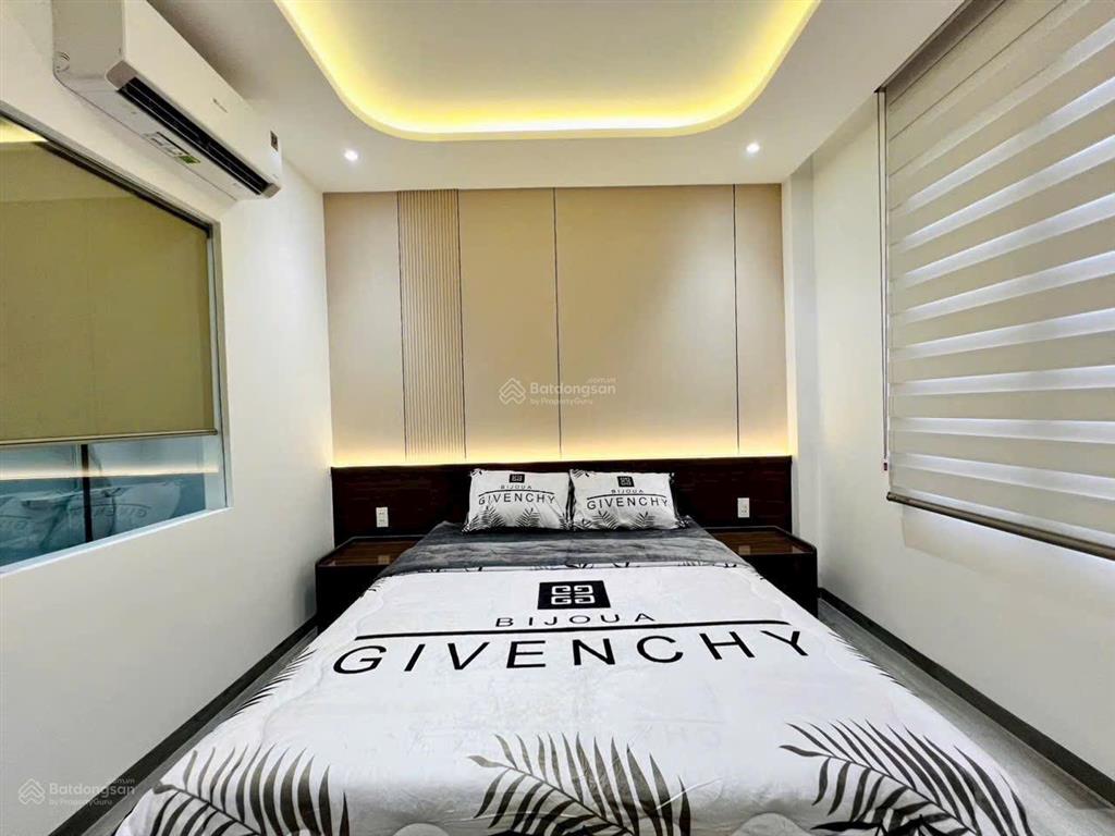 Bán nhà riêng tại trần quang cơ, 6,49 tỷ, 120m2, 4pn, 4wc, giá ưu đãi