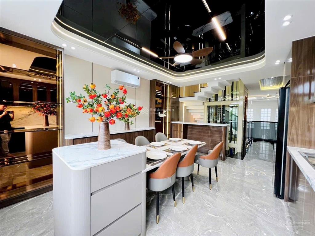 Bán nhà riêng tại trần quang cơ, 6,49 tỷ, 120m2, 4pn, 4wc, giá ưu đãi