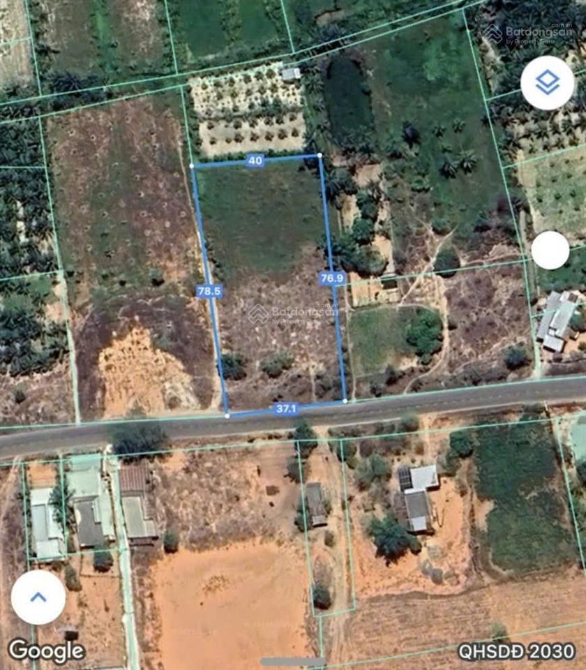 Bán đất 2.981m2 có 100m2 thổ cư 3 mặt tiền đt715 sau lưng sân bay phan thiết giá chỉ 6 tỷ