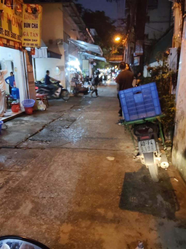 Bán đất lê văn hiến. 115 m2, mặt tiền khủng, ô tô tránh, kinh doanh sầm uất. giá nhỉnh 19.99 tỷ.