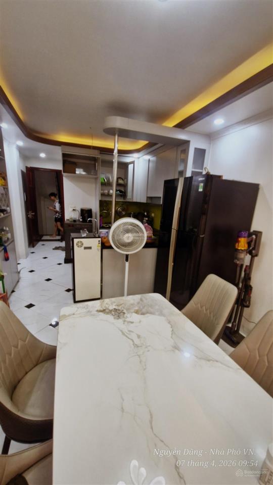 Bán gấp nhà cổ nhuế. 45 m², 6 tầng, thang máy, ô tô tránh, kinh doanh sầm uất, nhỉnh 9 tỷ