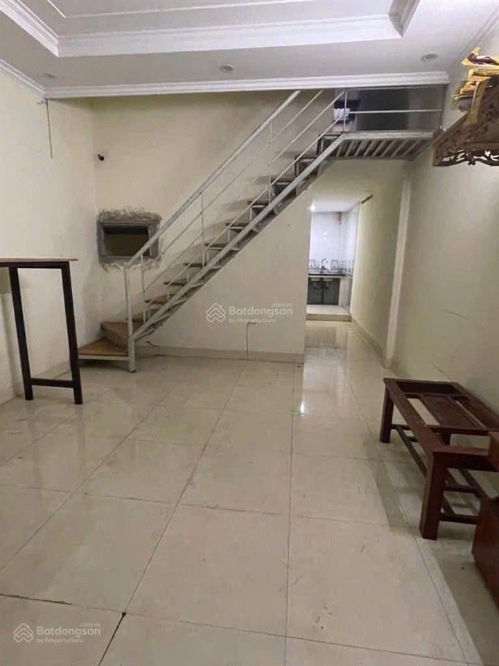 Phố viên  cạnh đh mỏ địa chất, bv phương đông, bán nhà c4, 30 m², ô tô, kinh doanh giá 4.3 tỷ