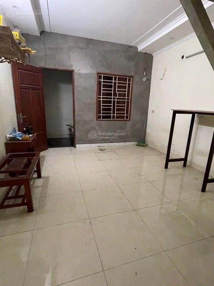 Phố viên  cạnh đh mỏ địa chất, bv phương đông, bán nhà c4, 30 m², ô tô, kinh doanh giá 4.3 tỷ