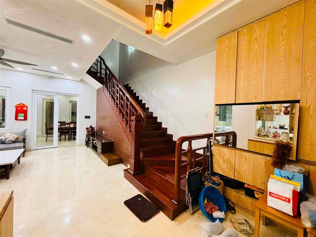 Bán nhà đỗ nhuận. 110 m², 5 t, vỉa hè ô tô tránh, kinh doanh đỉnh cao. giá 52,99 tỷ