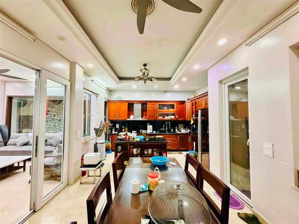 Bán nhà đỗ nhuận. 110 m², 5 t, vỉa hè ô tô tránh, kinh doanh đỉnh cao. giá 52,99 tỷ
