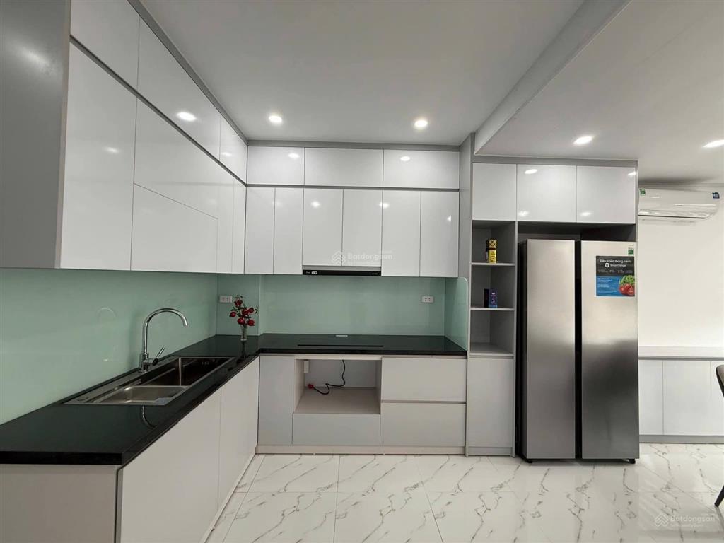 Bán gấp nhà đẹp lê văn hiến  vị trí vàng  kinh doanh sầm uất  giá trị gia tăng bền vững