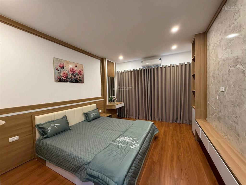 Bán gấp nhà đẹp lê văn hiến  vị trí vàng  kinh doanh sầm uất  giá trị gia tăng bền vững